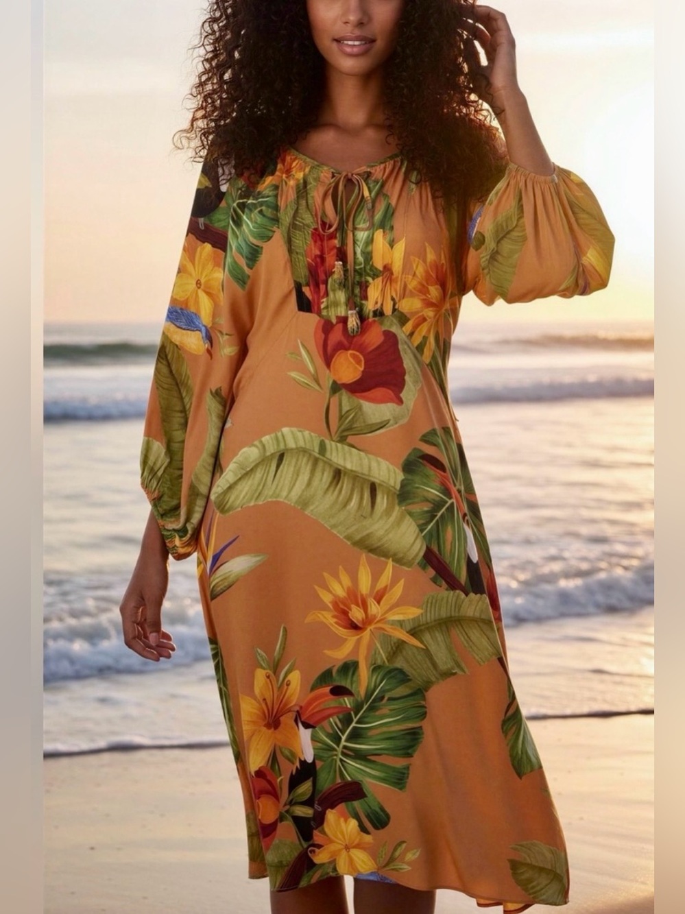 FARM RIO Tropical Desire Midi Dress
Size M